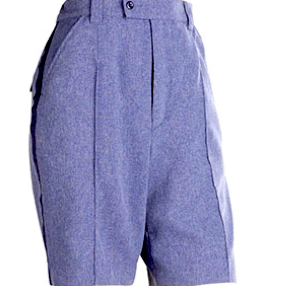 USPS womens carrier walking shorts.